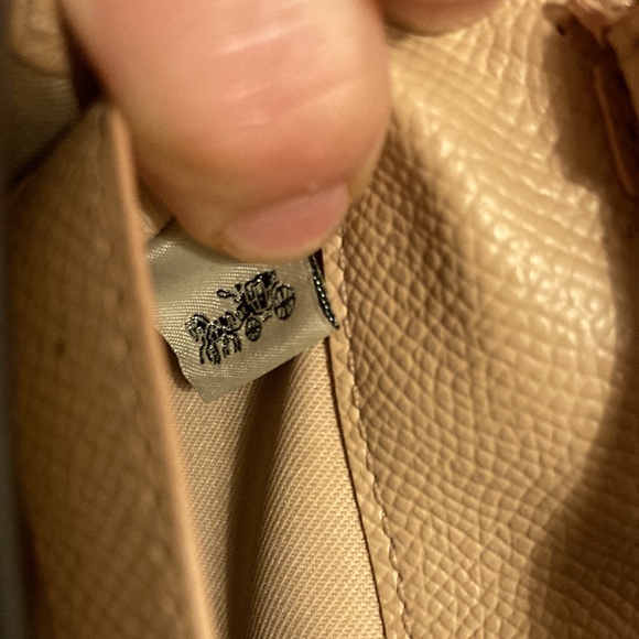 Coach vintage Anna fold over convertible crossbody in beige GVU some small stain - Picture 10 of 15